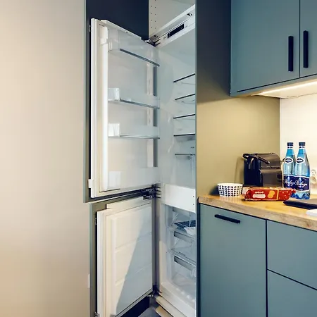 Comfy 3-room - Centre - Free Parking For 2 Cars & Balcony شقة فروتسواف