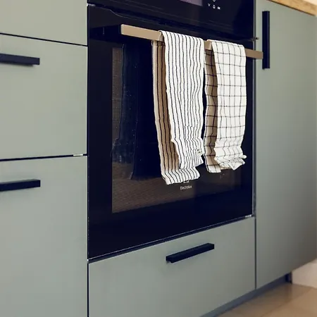 شقة Comfy 3-room - Centre - Free Parking For 2 Cars & Balcony فروتسواف