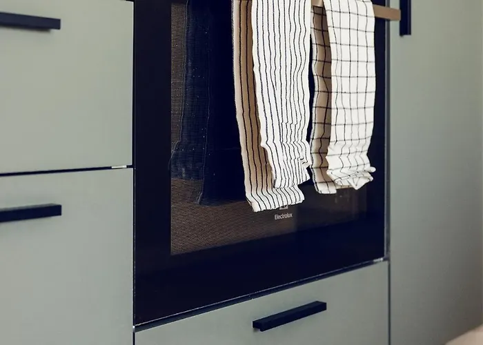 Apartament 3-Room Apartment Wrocław Centre near Market Square Free Parking Wrocław