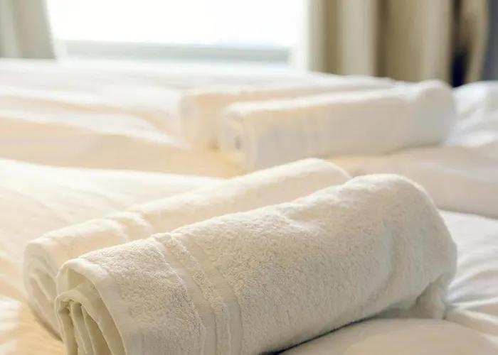 3-room Centre Near Market Square Free Parking Breslau