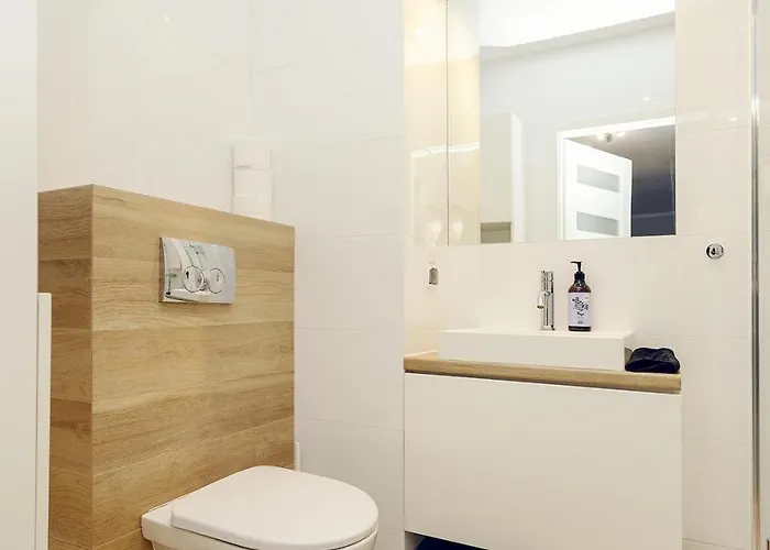 Apartament 3-Room Apartment Wrocław Centre near Market Square Free Parking